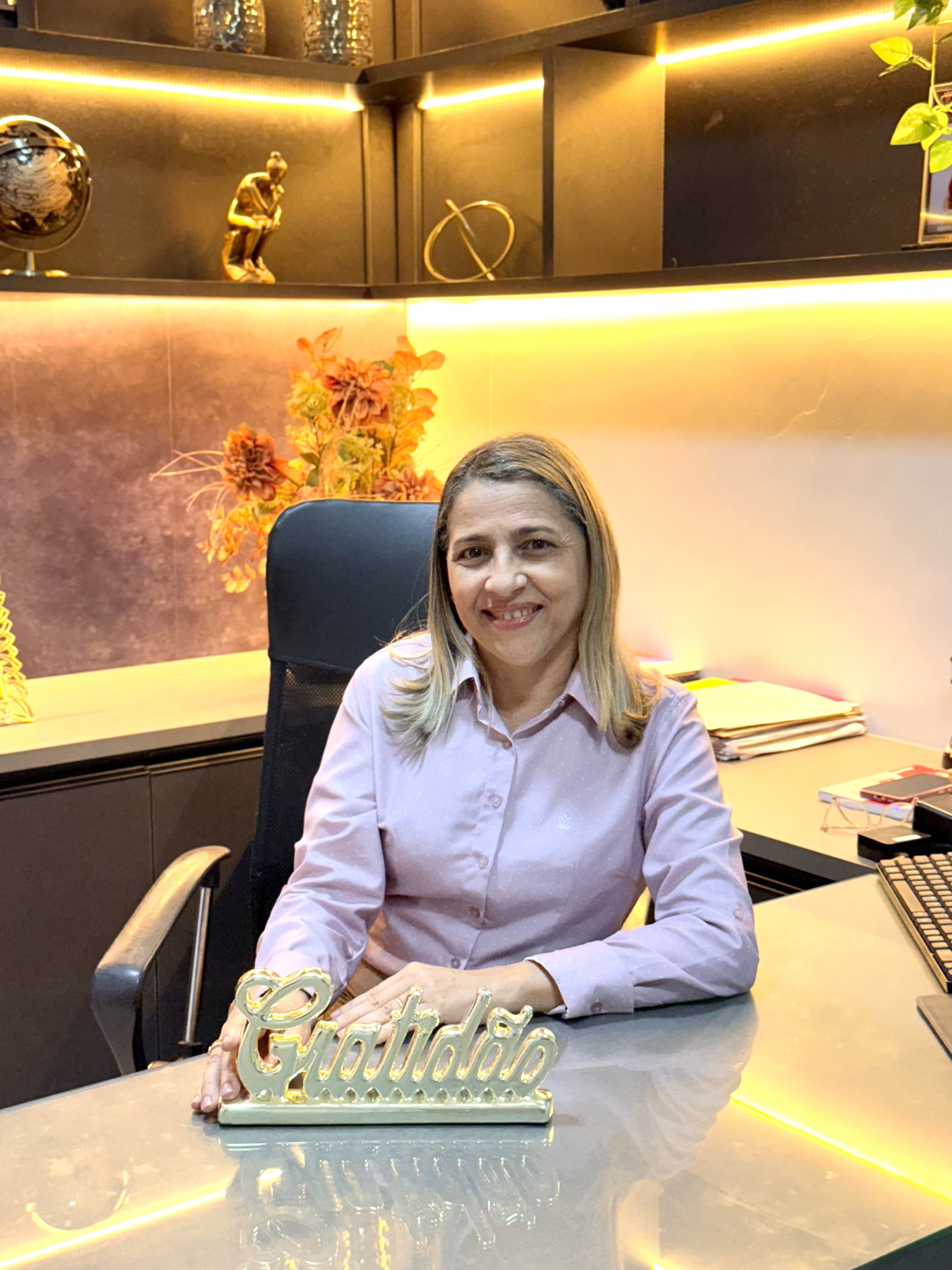 Dra. Claudia Santana